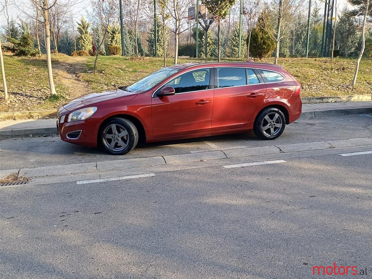 2012' Volvo V60 photo #3