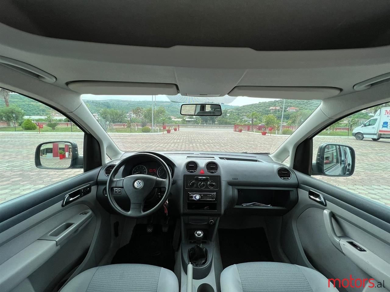 2007' Volkswagen Caddy photo #6