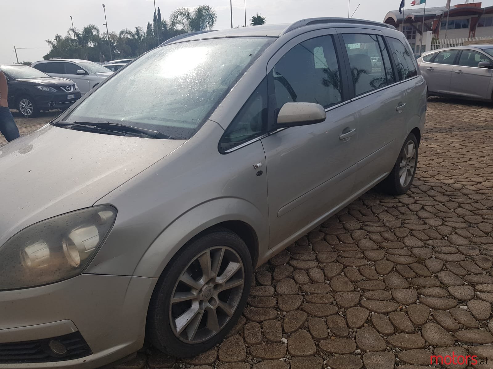 2006' Opel Zafira photo #3