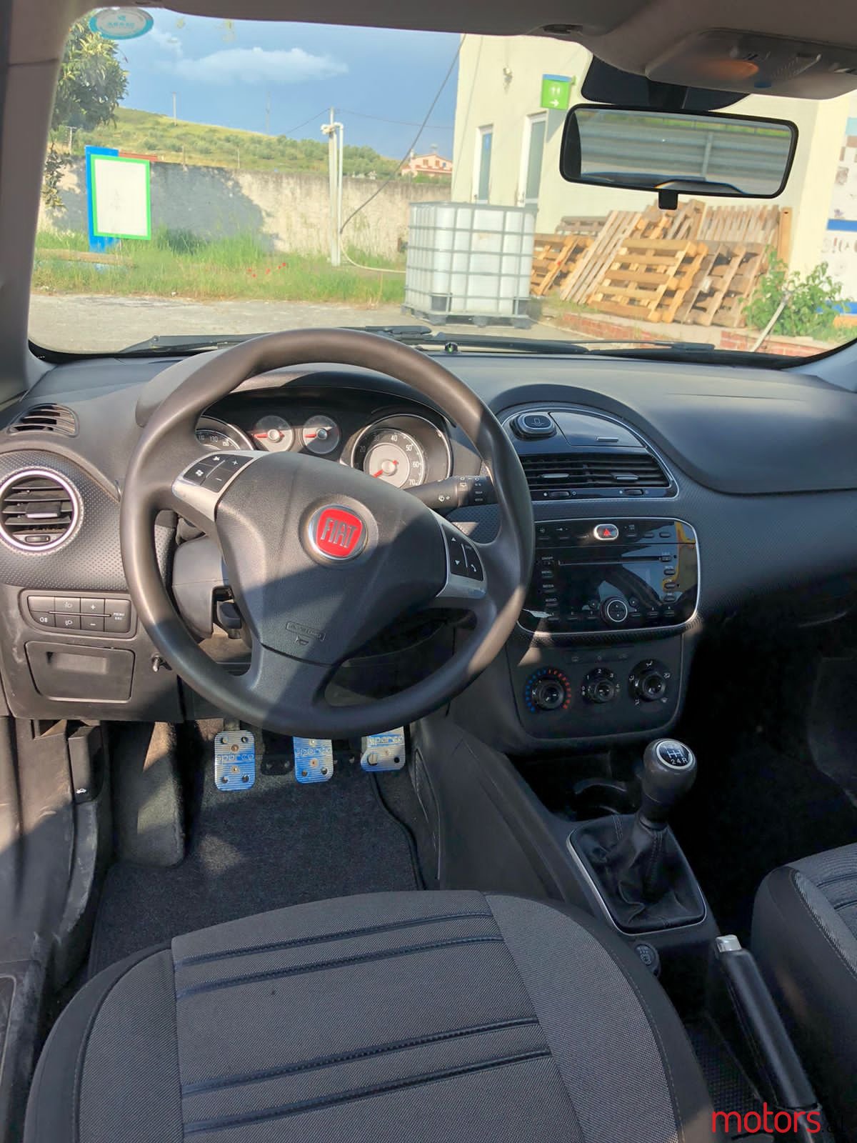 2010' Fiat Punto Evo photo #7