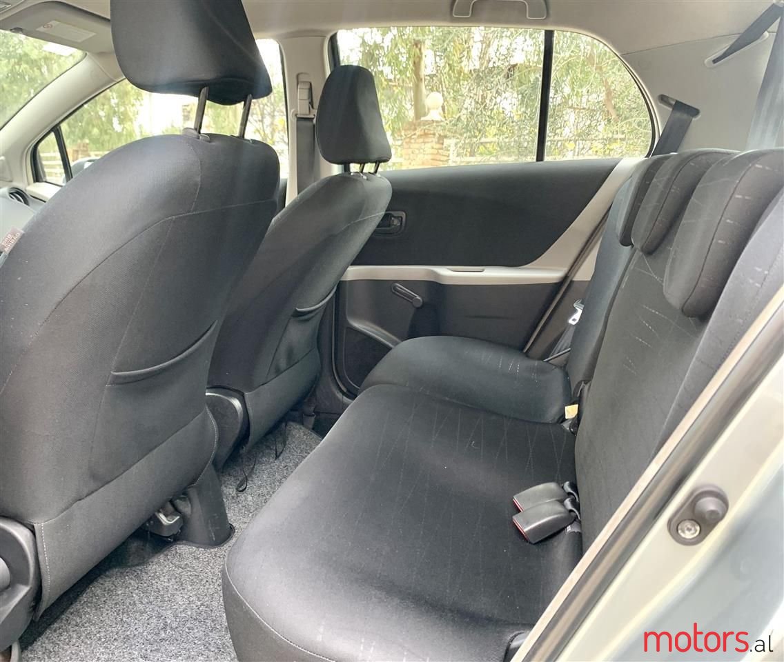 2007' Toyota Yaris photo #6