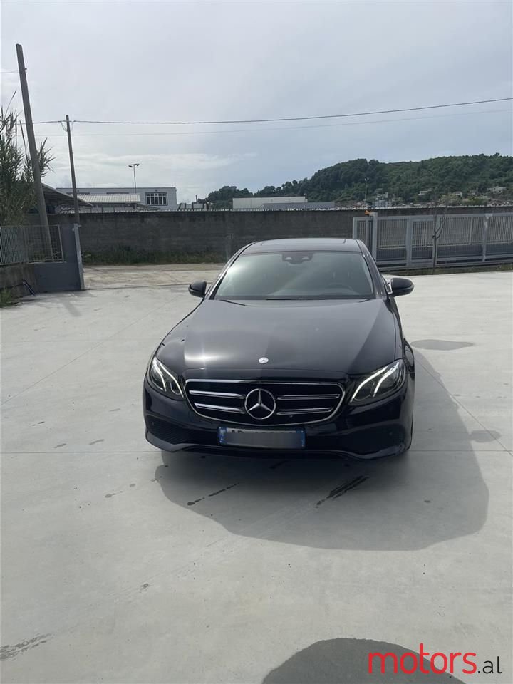 2016' Mercedes-Benz E 220 photo #6