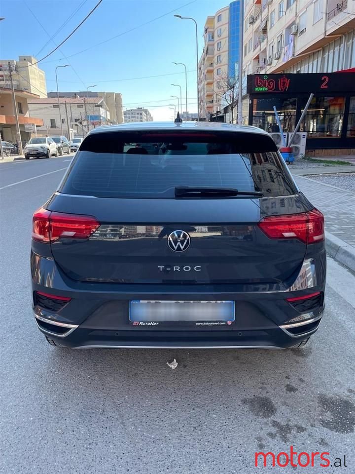 2020' Volkswagen T-Roc photo #6