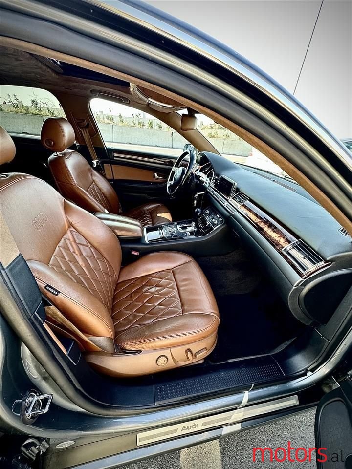 2004' Audi A8 photo #5