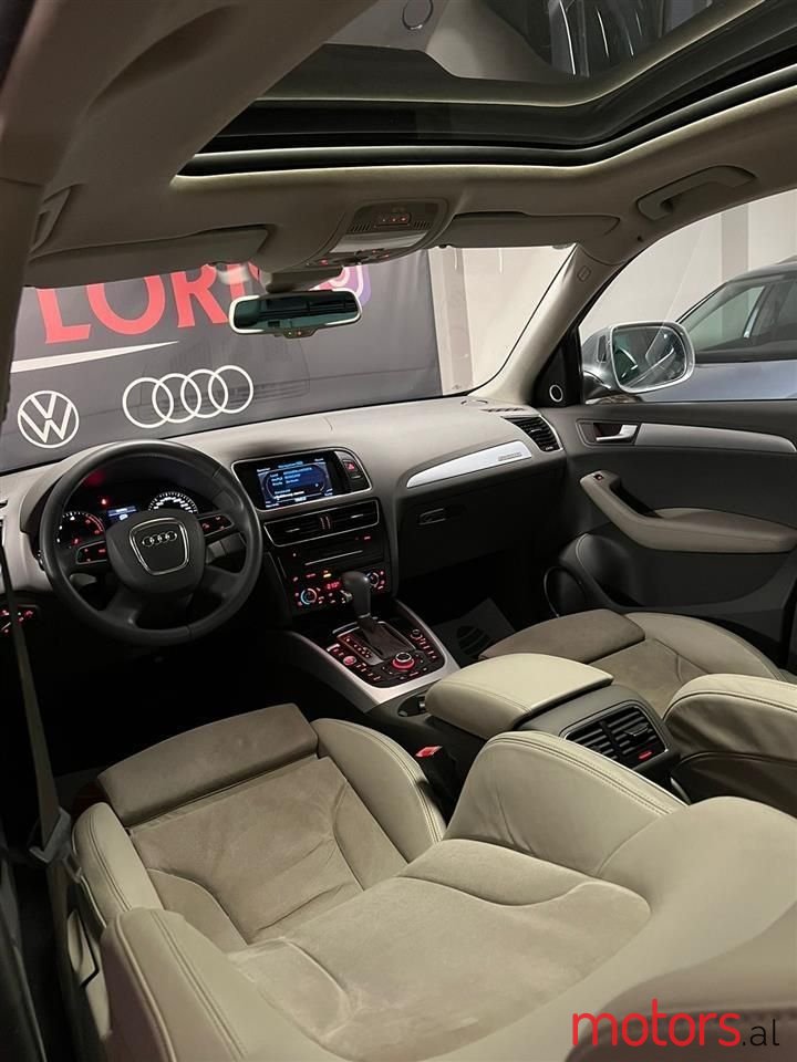 2009' Audi Q5 photo #6