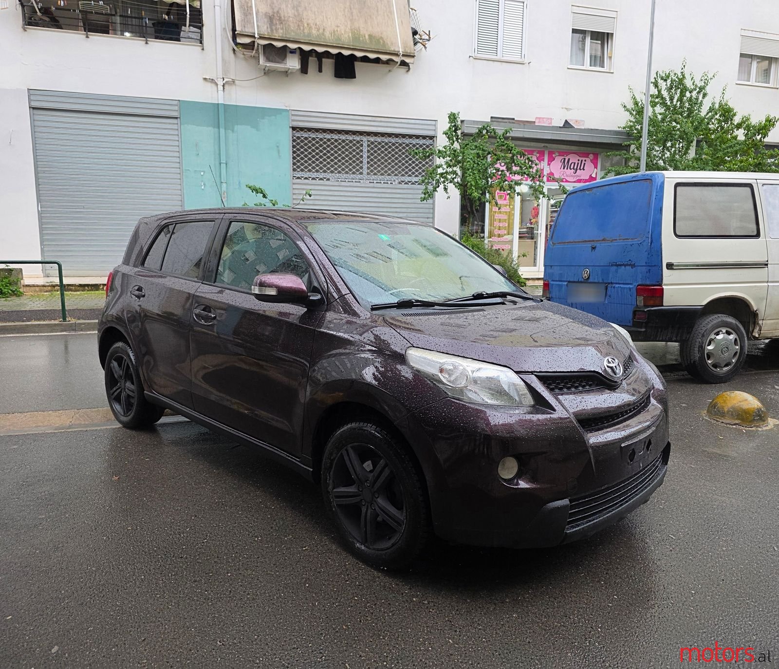 2009' Toyota Urban Cruiser photo #2