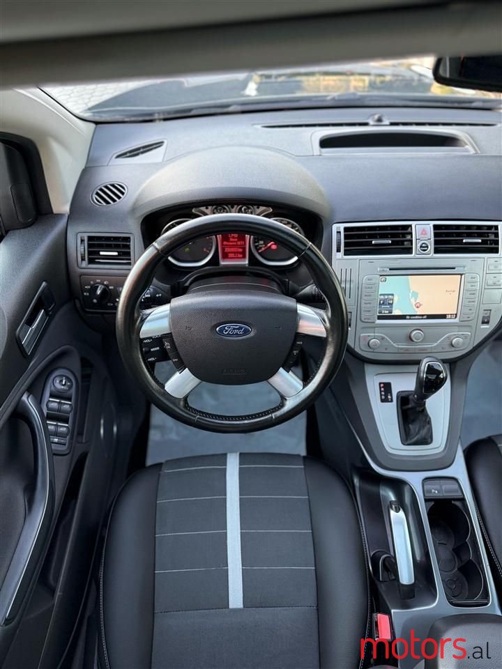 2011' Ford Kuga photo #4