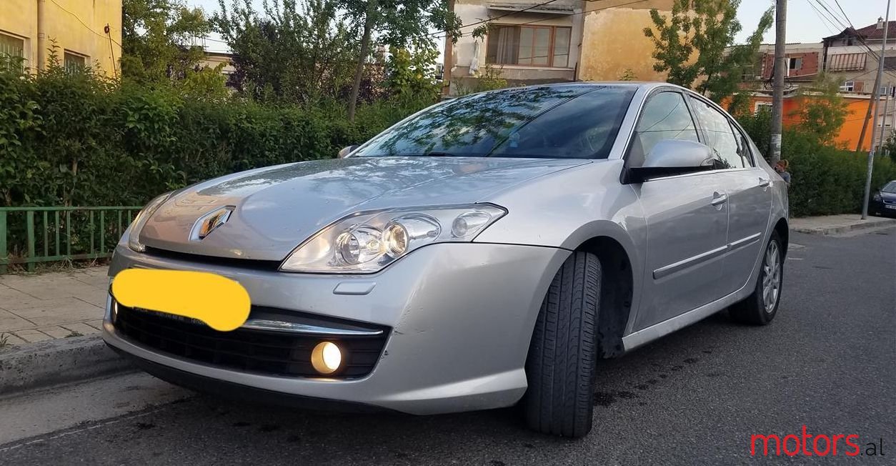 2009' Renault Laguna photo #1