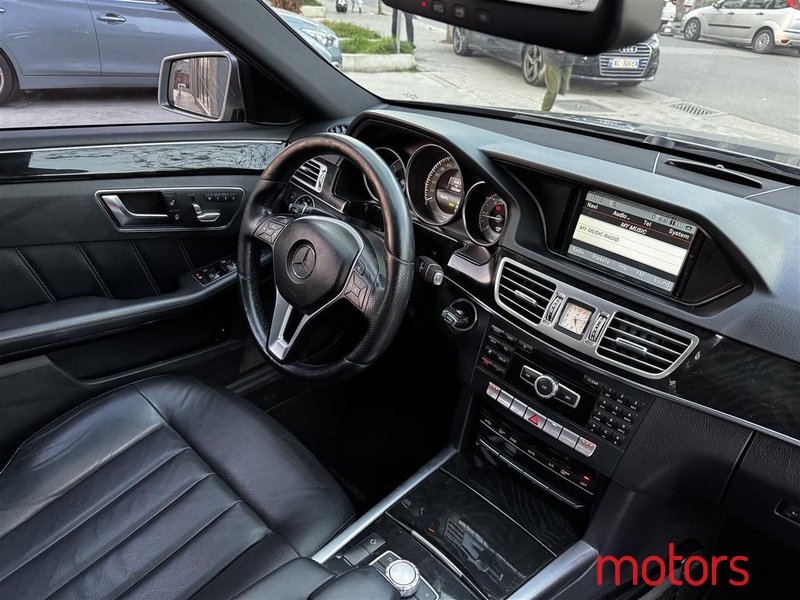 2014' Mercedes-Benz E 220 photo #2
