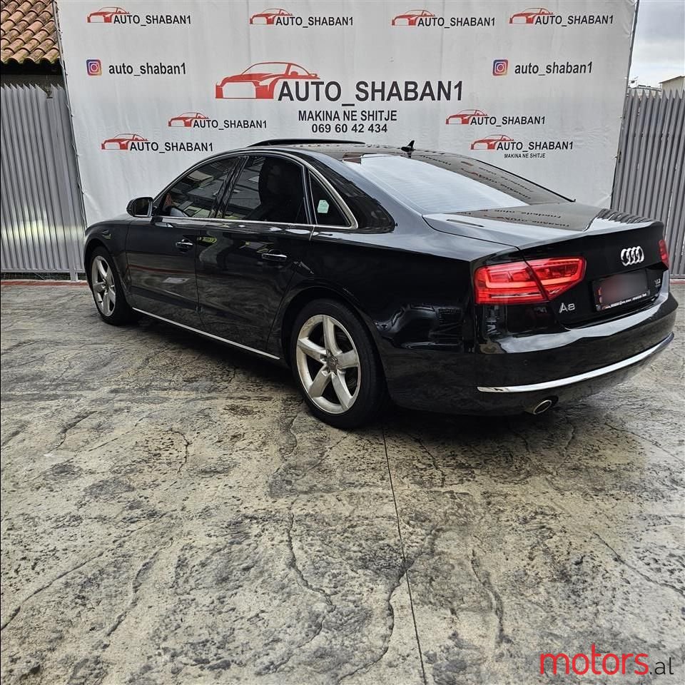 2012' Audi A8 photo #2