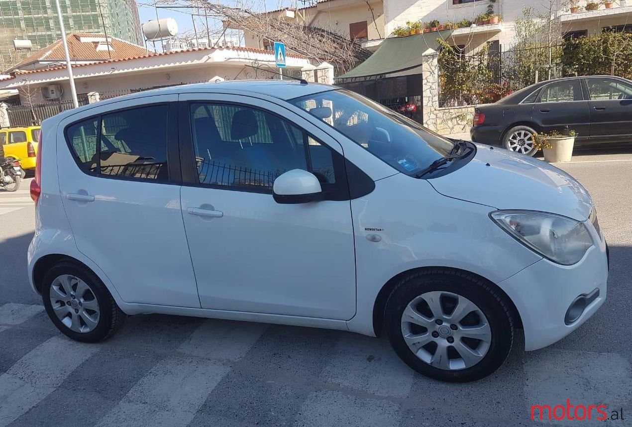 2009' Opel Agila photo #1