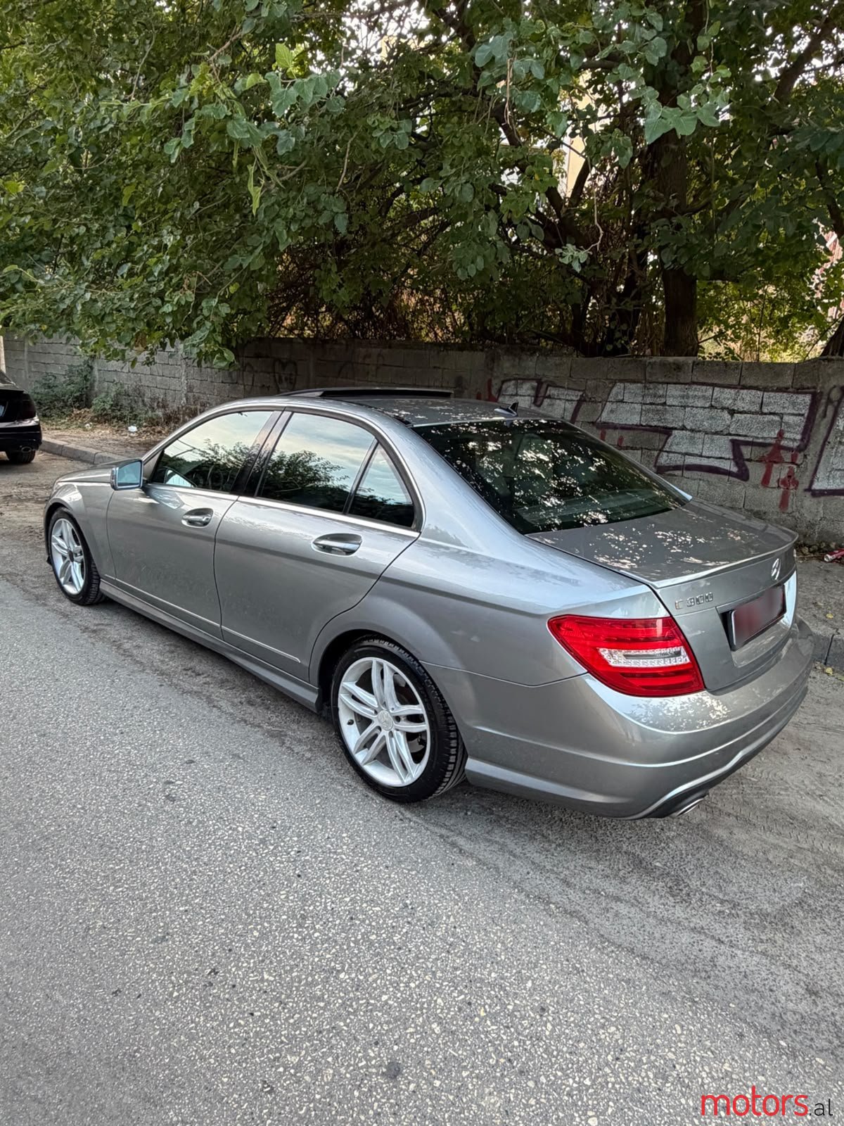2012' Mercedes-Benz C 300 photo #1