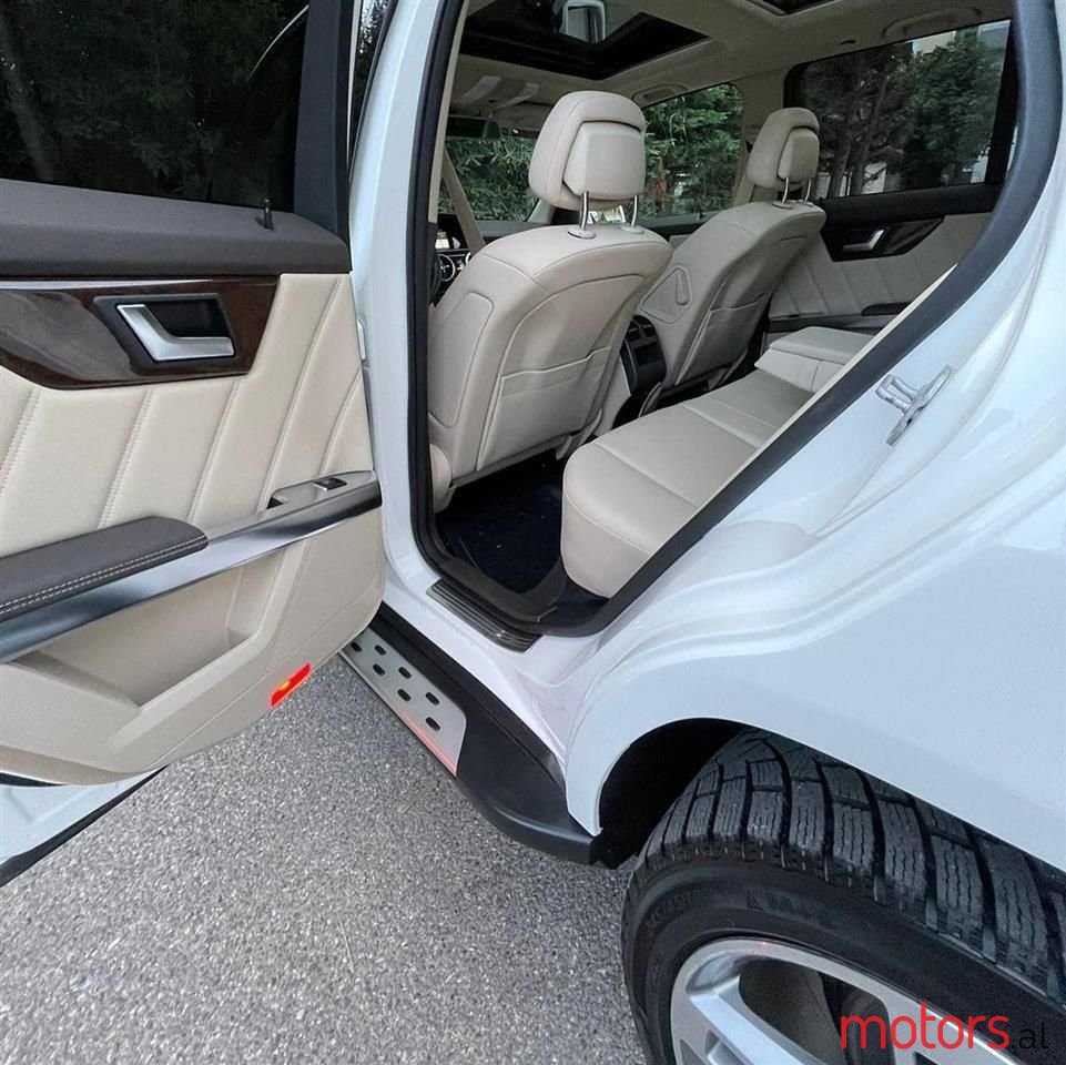 2013' Mercedes-Benz GLK 250 photo #6