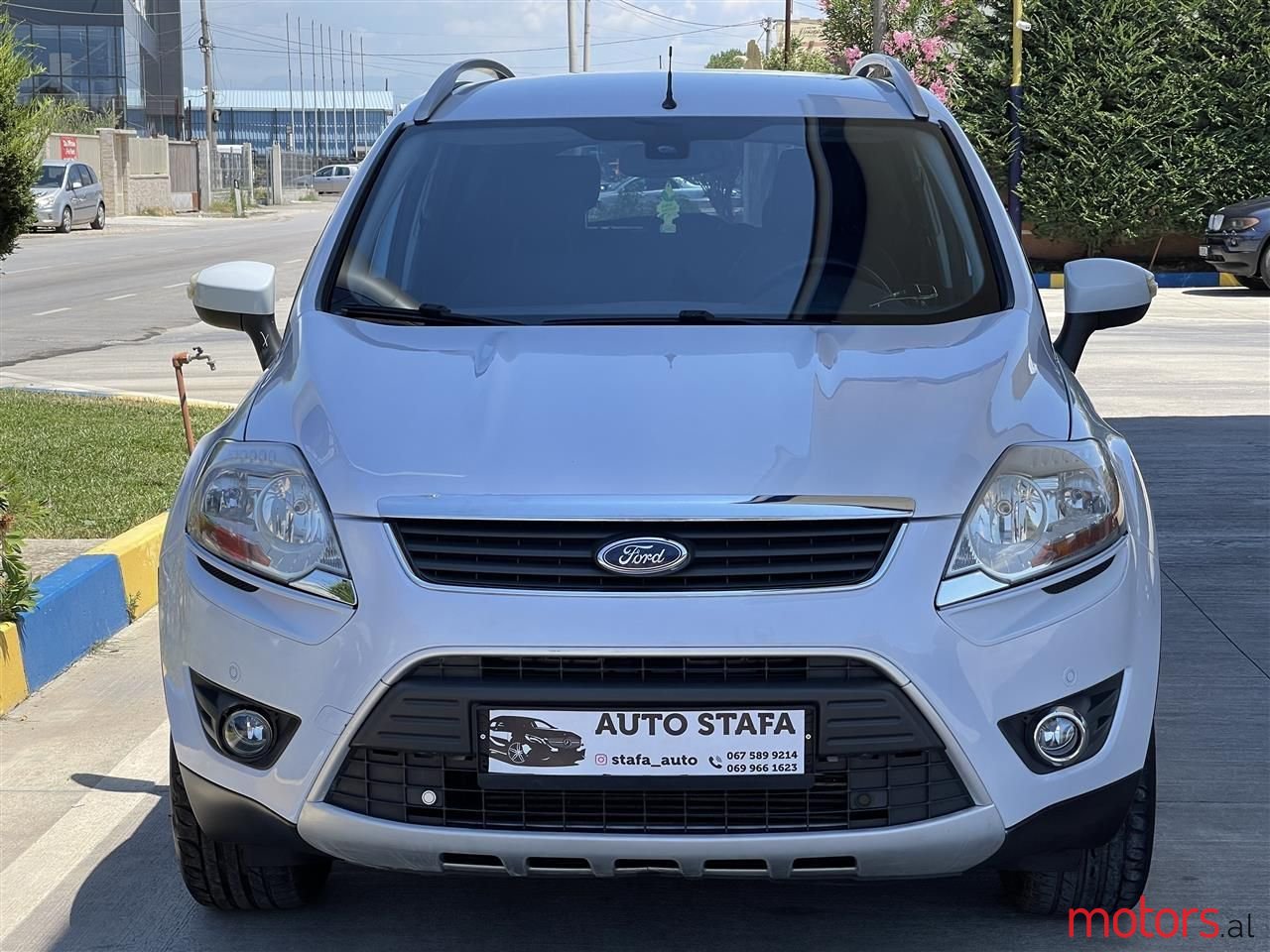 2009' Ford Kuga photo #2