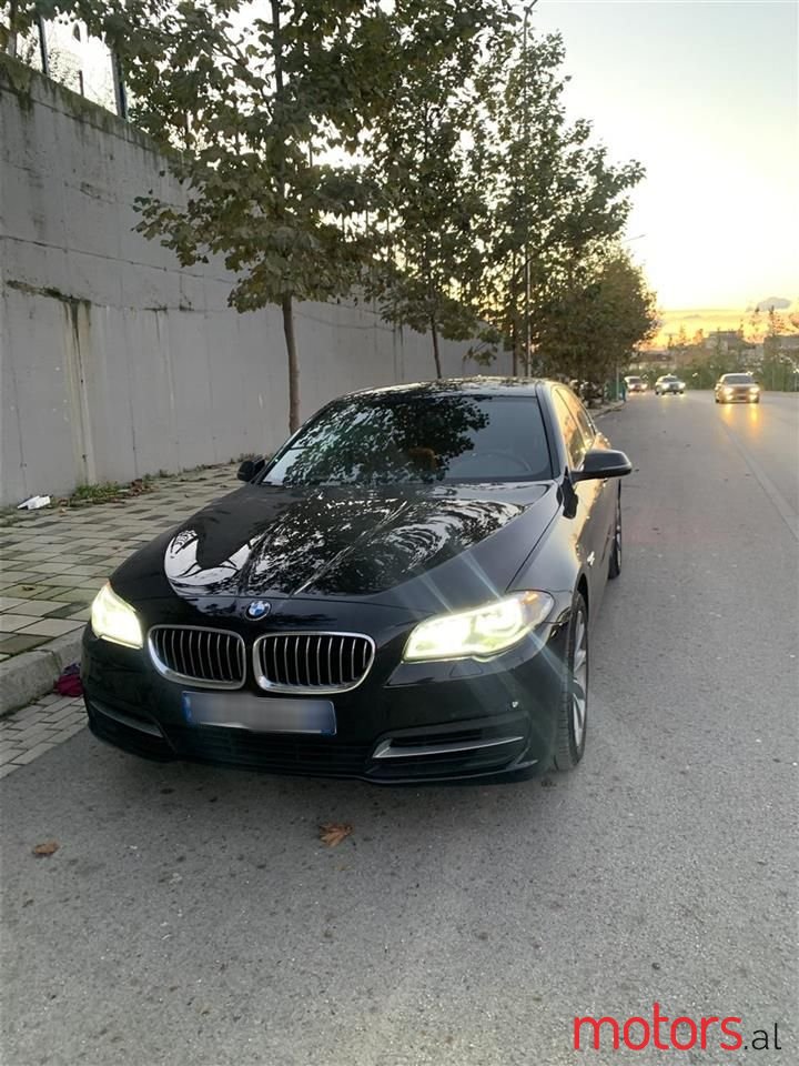 2016' BMW 520 photo #3