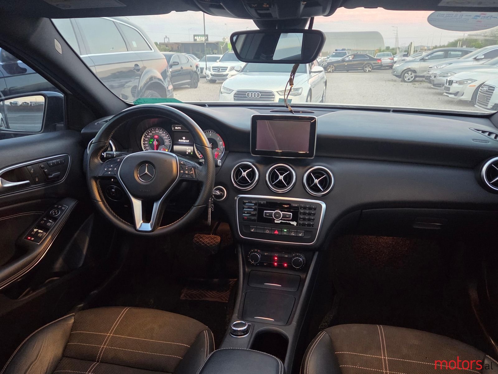 2014' Mercedes-Benz A 200 photo #5