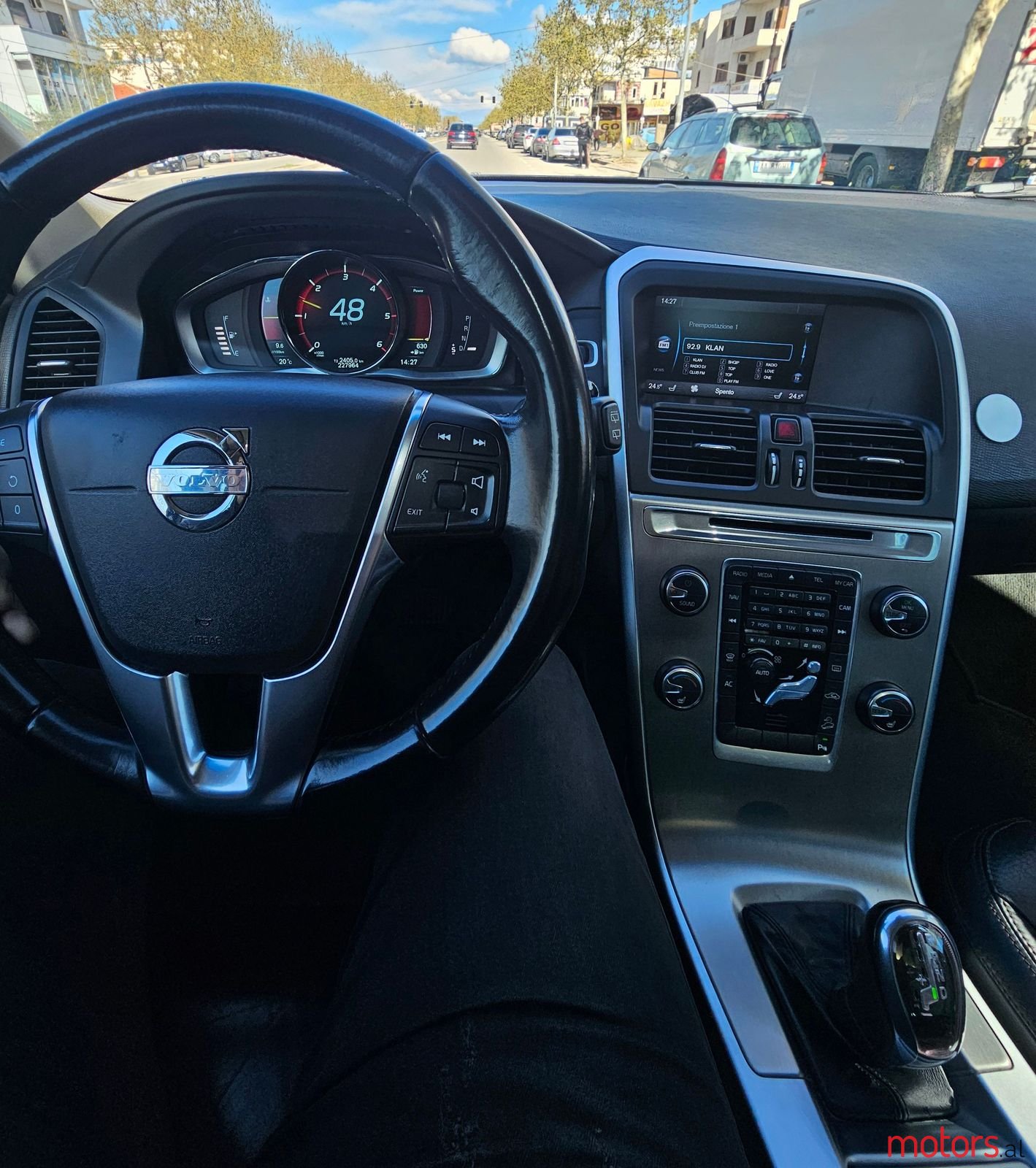 2011' Volvo Xc 60 photo #5