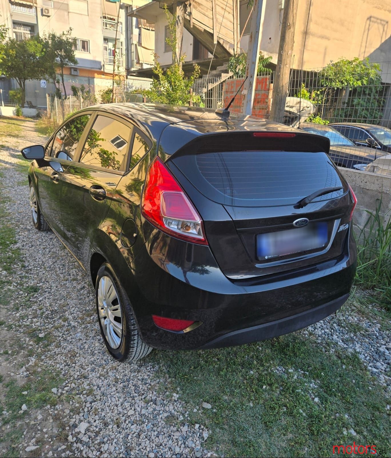 2014' Ford Fiesta 1.6 photo #2