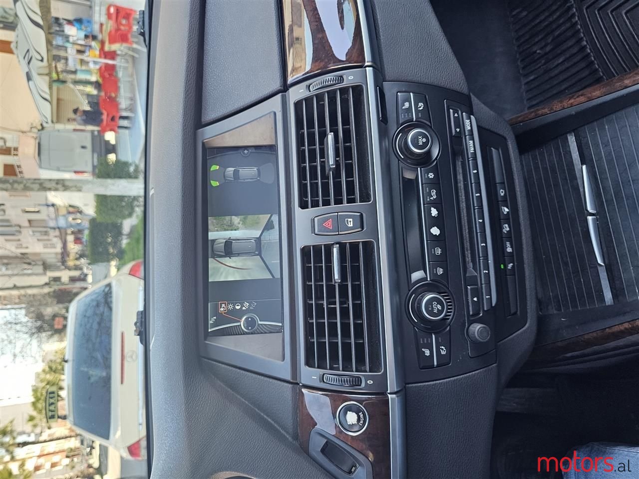 2011' BMW X5 photo #5