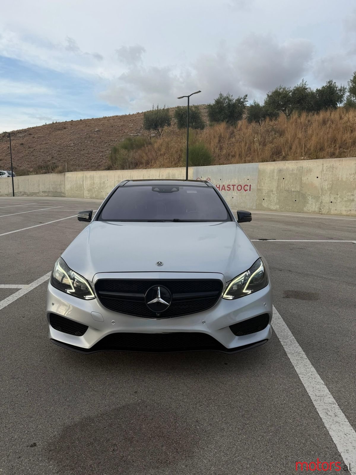 2015' Mercedes-Benz 300 photo #4