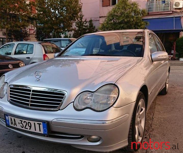 2003' Mercedes-Benz C 220 photo #1