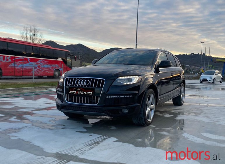 2011' Audi Q7 photo #1