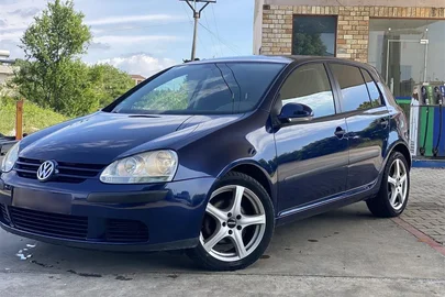 2005' Volkswagen Golf