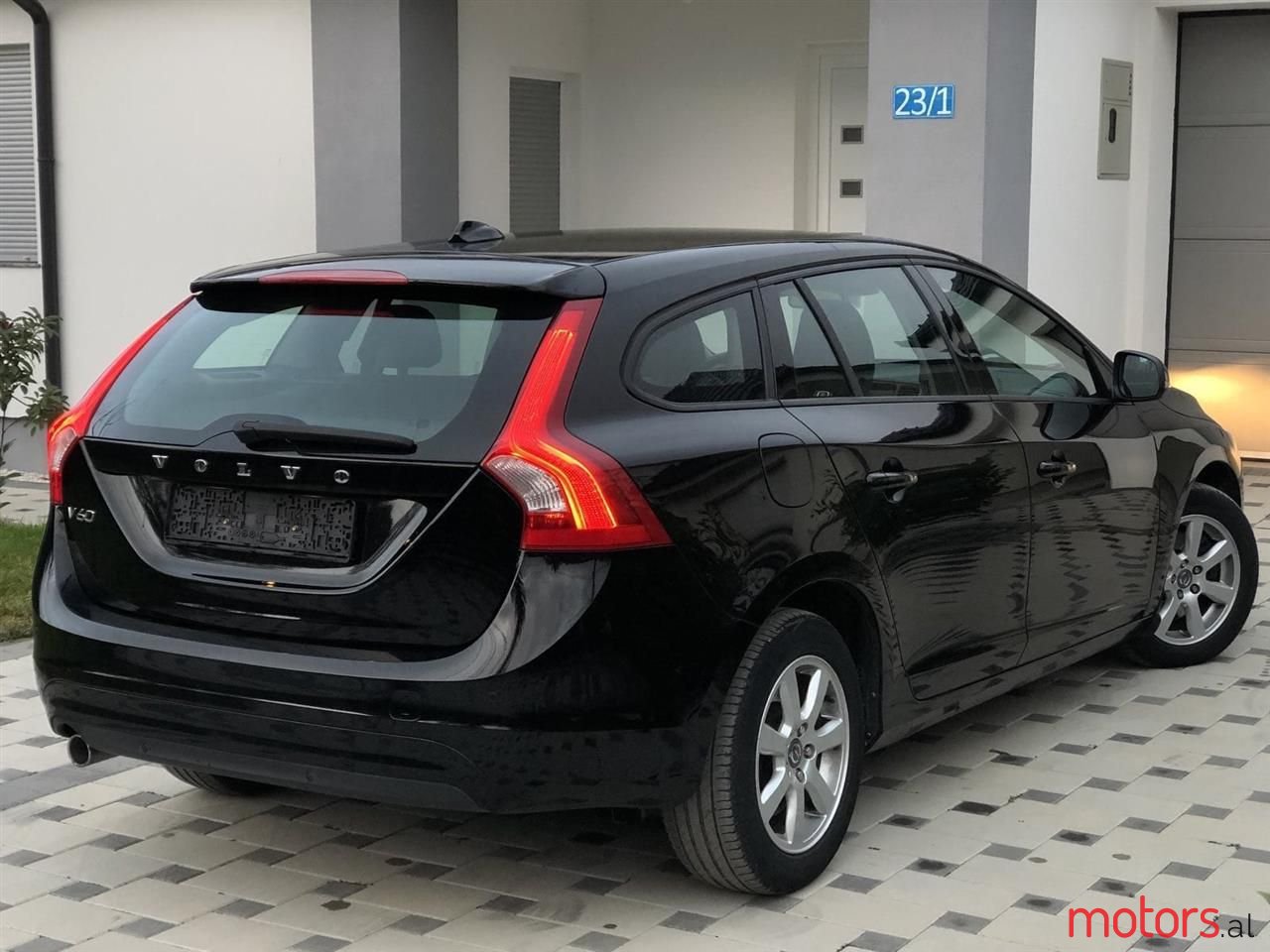 2014' Volvo V60 photo #3