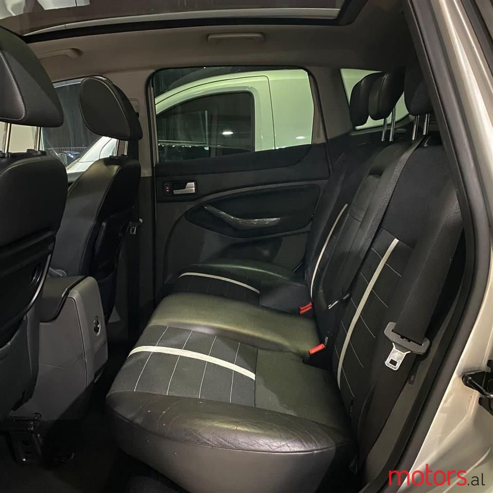 2008' Ford Kuga photo #5