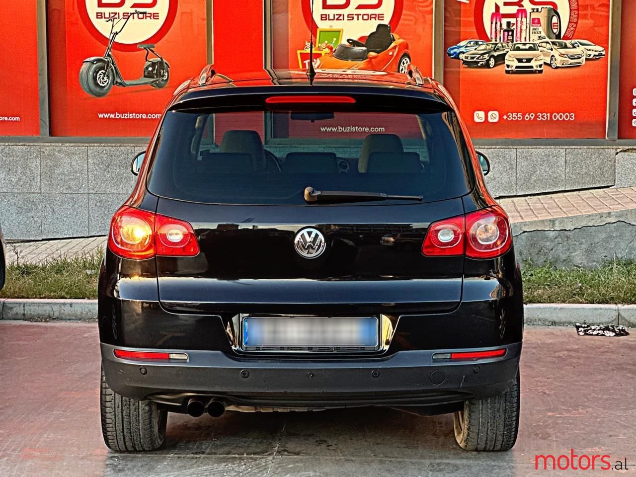 2009' Volkswagen Tiguan photo #4