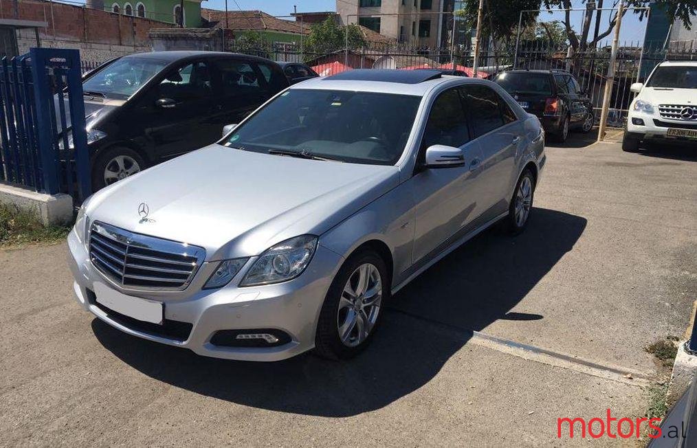 2010' Mercedes-Benz E 250 photo #2