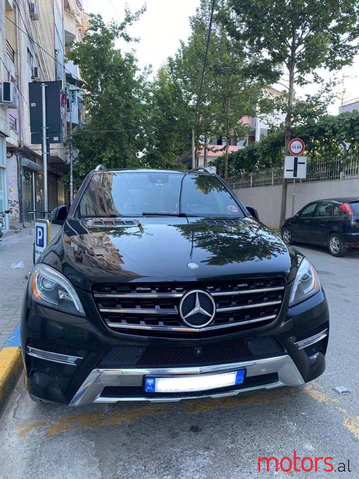 2015' Mercedes-Benz ML 300 photo #1