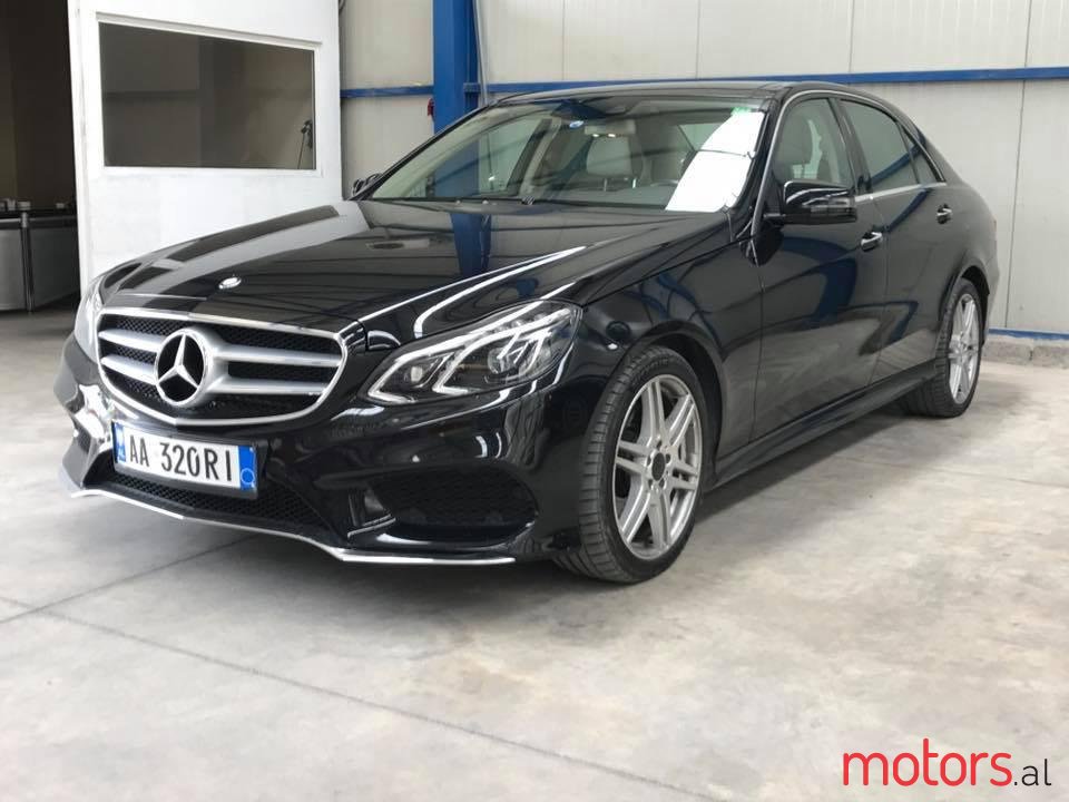 2013' Mercedes-Benz E-Class 300 photo #1