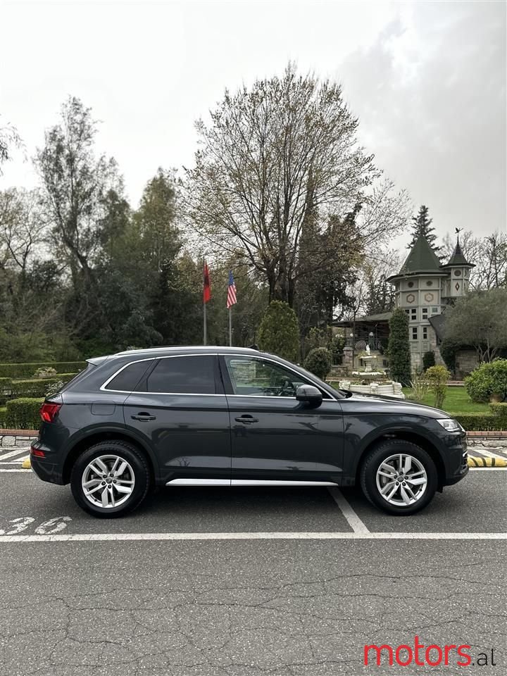 2018' Audi Q5 photo #2