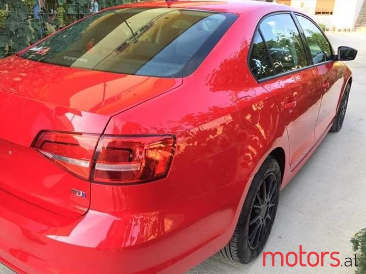 2015' Volkswagen Jetta photo #4