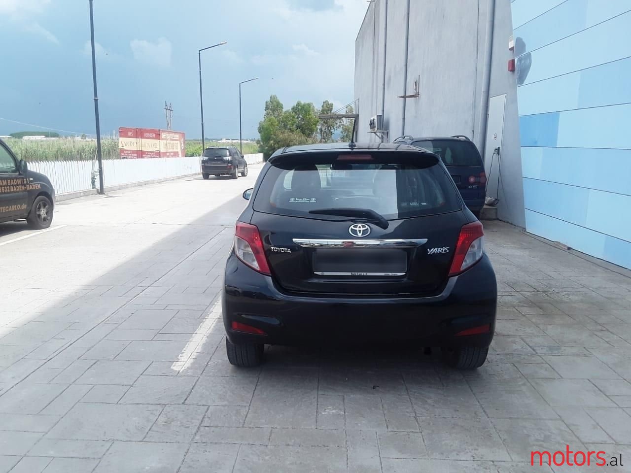 2012' Toyota Yaris photo #3