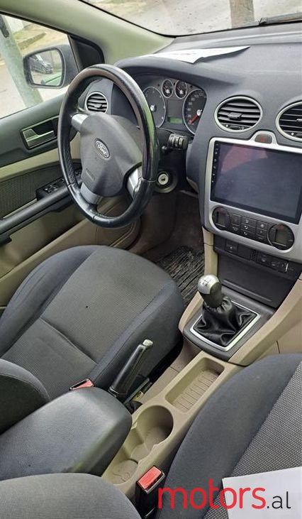 2005' Ford Focus photo #5