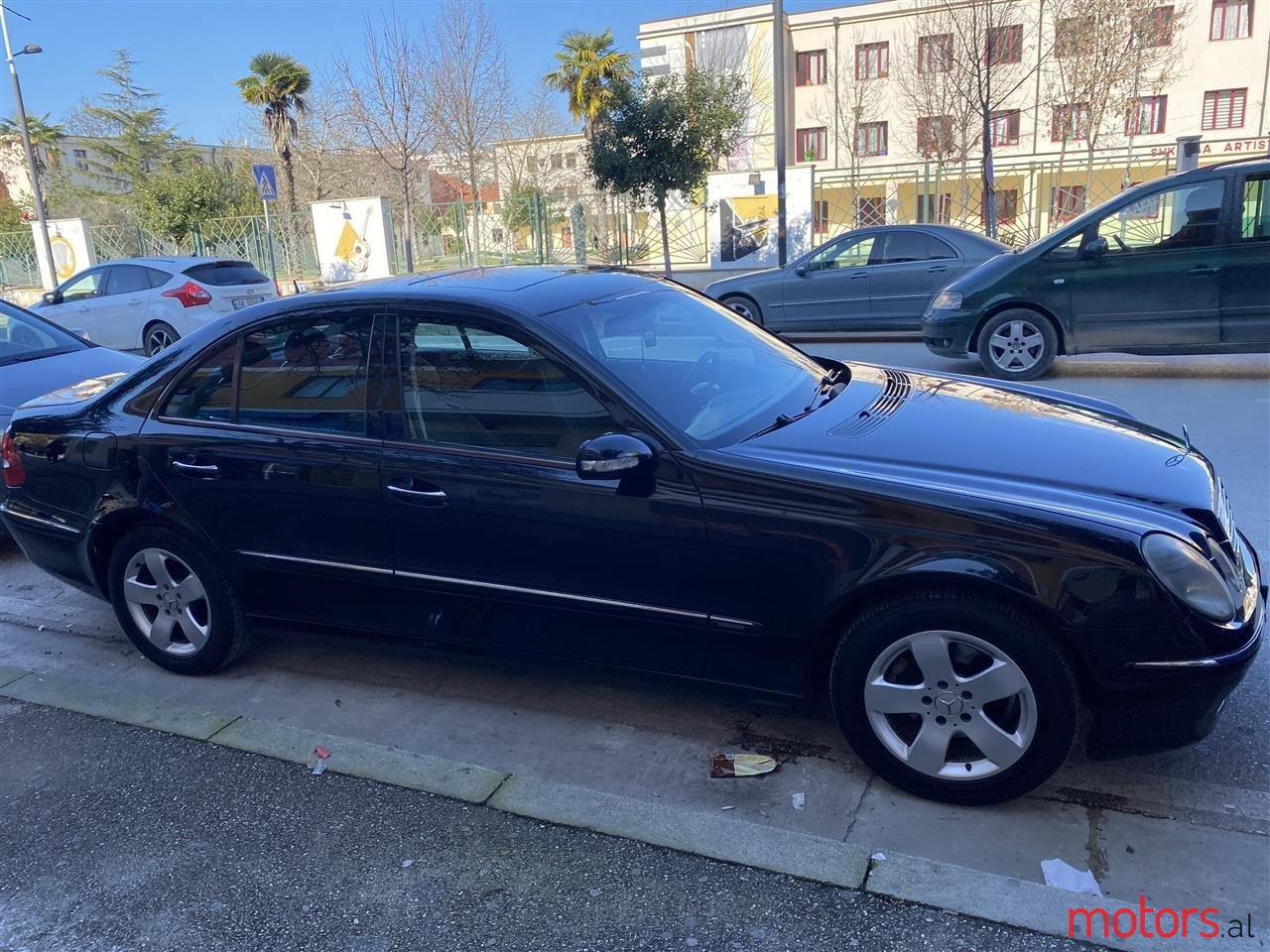 2005' Mercedes-Benz 220 photo #2