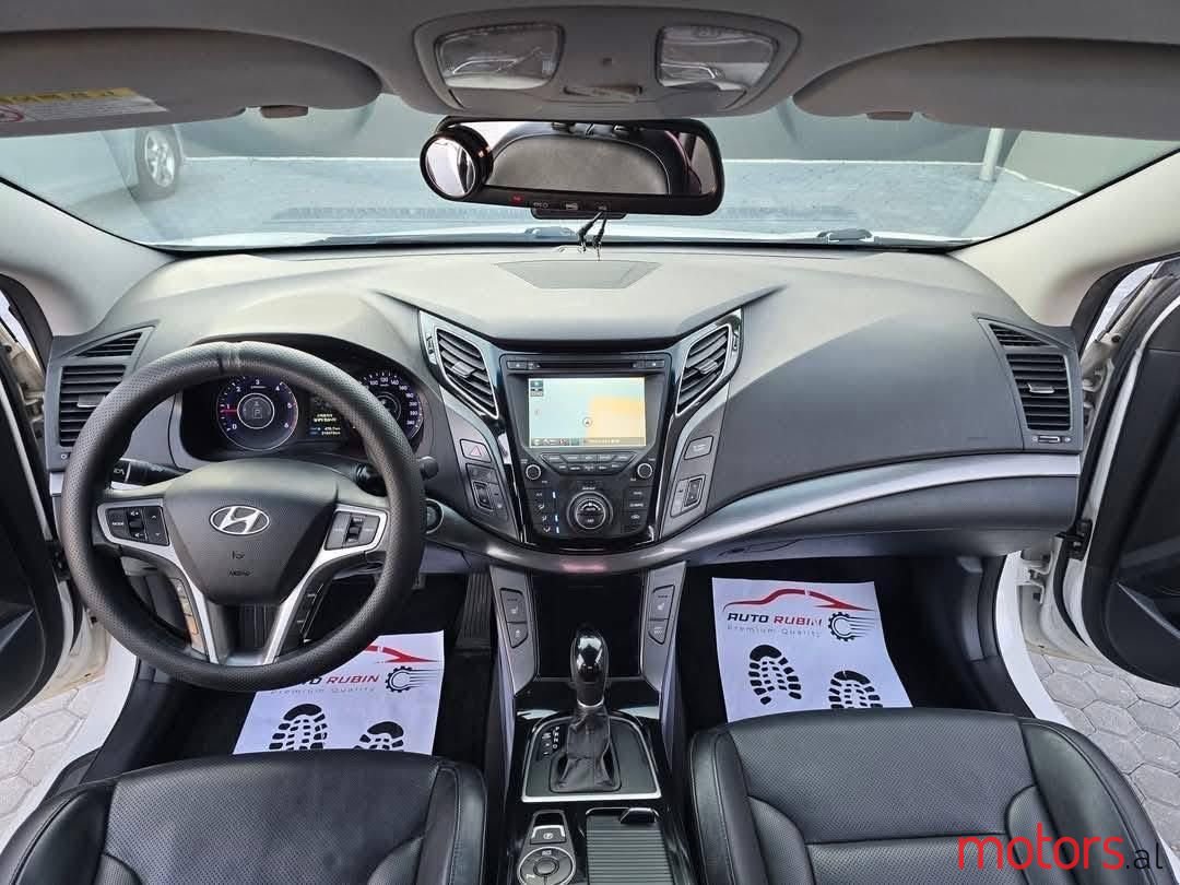 2013' Hyundai i40 photo #3