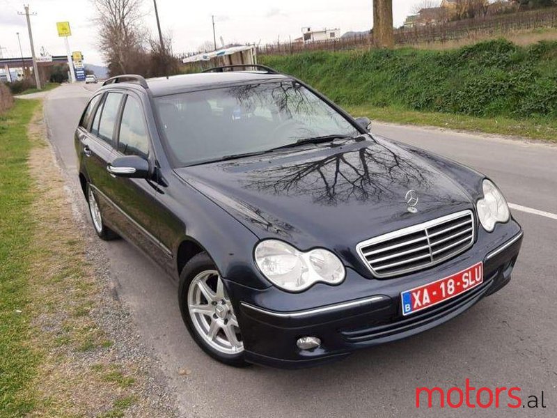 2005' Mercedes-Benz C 220 photo #1