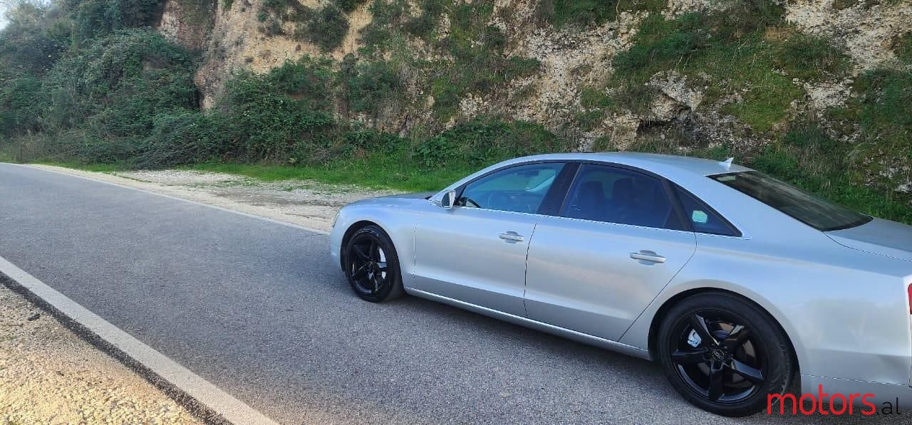 2011' Audi A8 photo #3