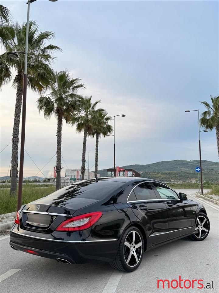 2013' Mercedes-Benz CLS 250 photo #2