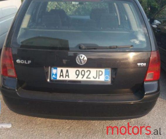 2003' Volkswagen Golf photo #1