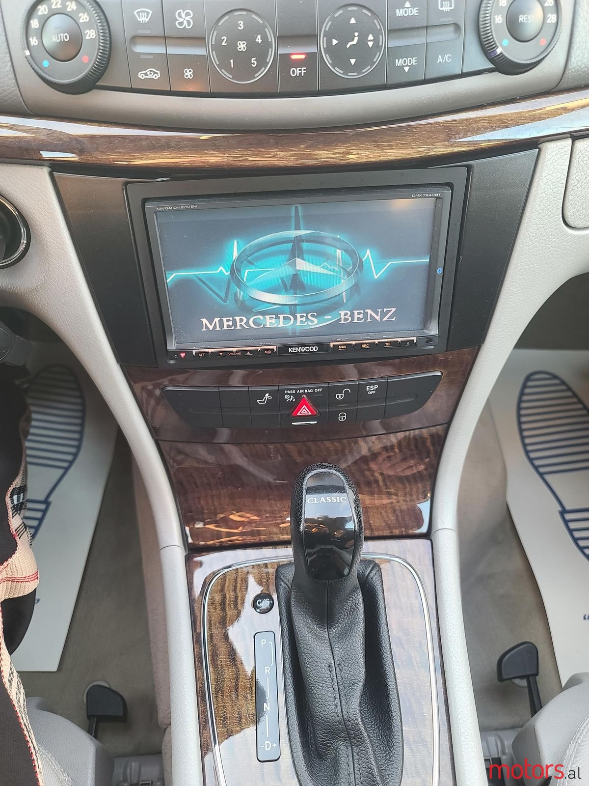 2007' Mercedes-Benz 280 photo #2