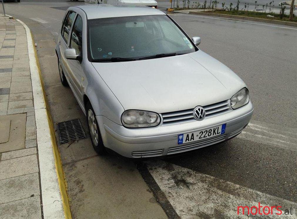 2000' Volkswagen Golf photo #1