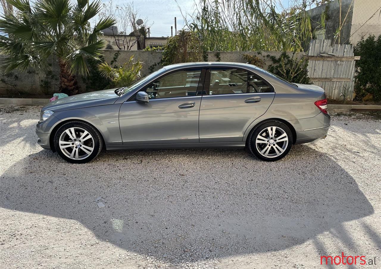 2010' Mercedes-Benz C 220 photo #1