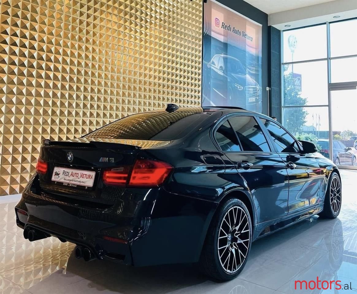 2013' BMW 328 photo #1