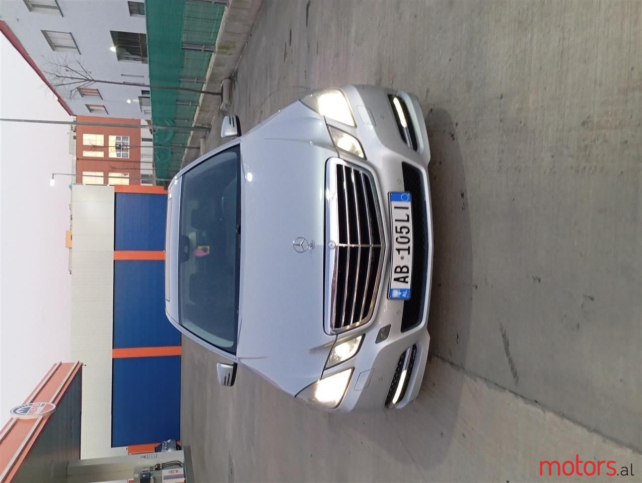 2010' Mercedes-Benz E 350 photo #1