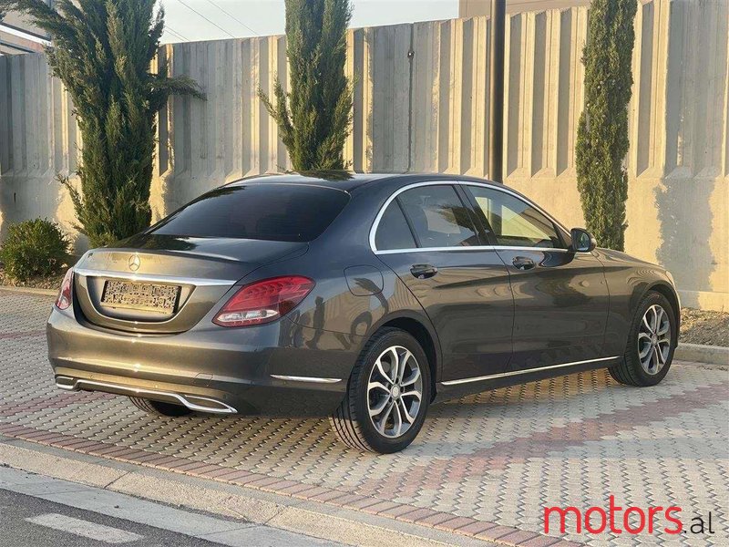 2015' Mercedes-Benz C 220 photo #3