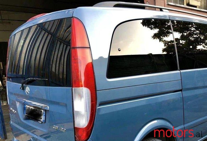 2006' Mercedes-Benz Viano photo #1